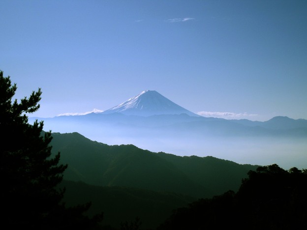 昇仙峡展望台から望む富士山