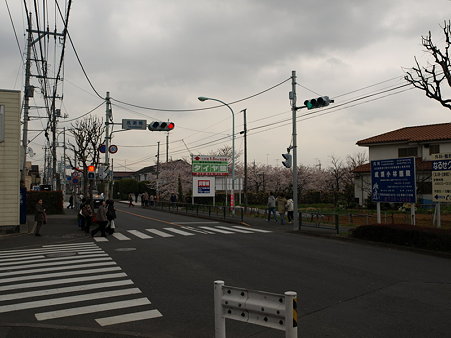 高瀬橋交差点
