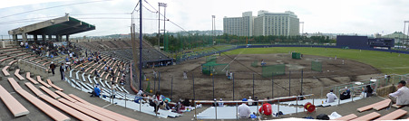 宜野湾市立野球場