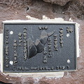 Photos: 鷲ケ峰で亡くなられた人の碑です
