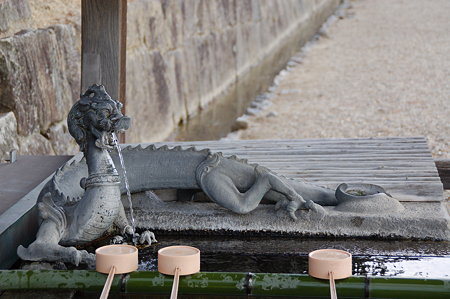 法隆寺 中門手水