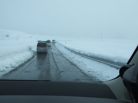 04雪が・・・