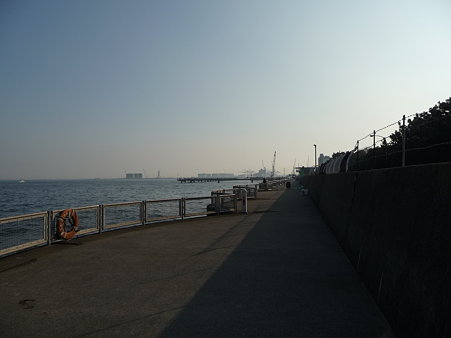 100224-本牧海釣り桟橋 (14)