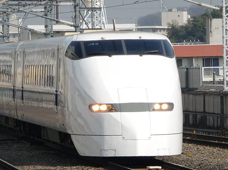 100224-新幹線 新横300