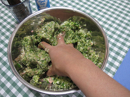 03_knead