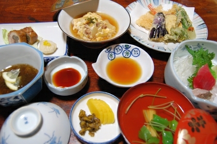 夕食全景