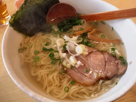 汐ラーメン・中盛 650円