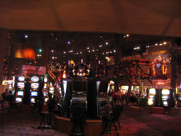 IMG_5049 Casino Floor Buffalo Bill  11-16-09 1314